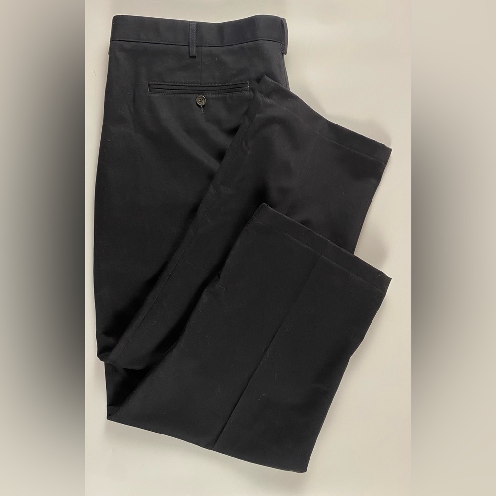 Lands’ End | 100% Cotton Black Khaki Men’s Pants | Size 44T X 29